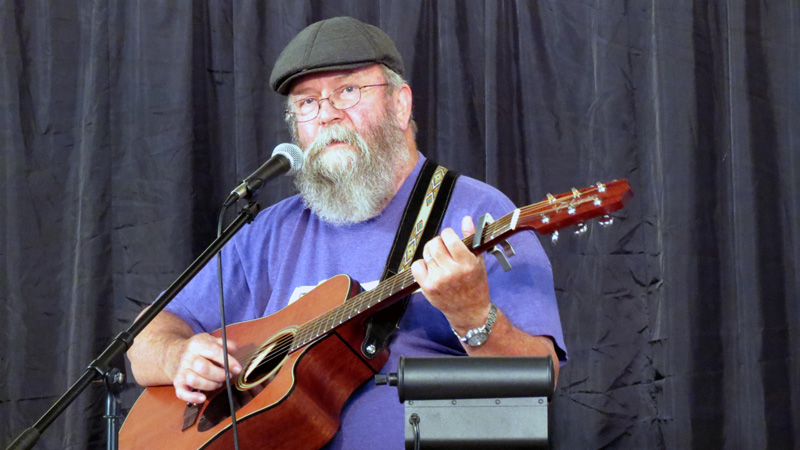 Robert Foster
